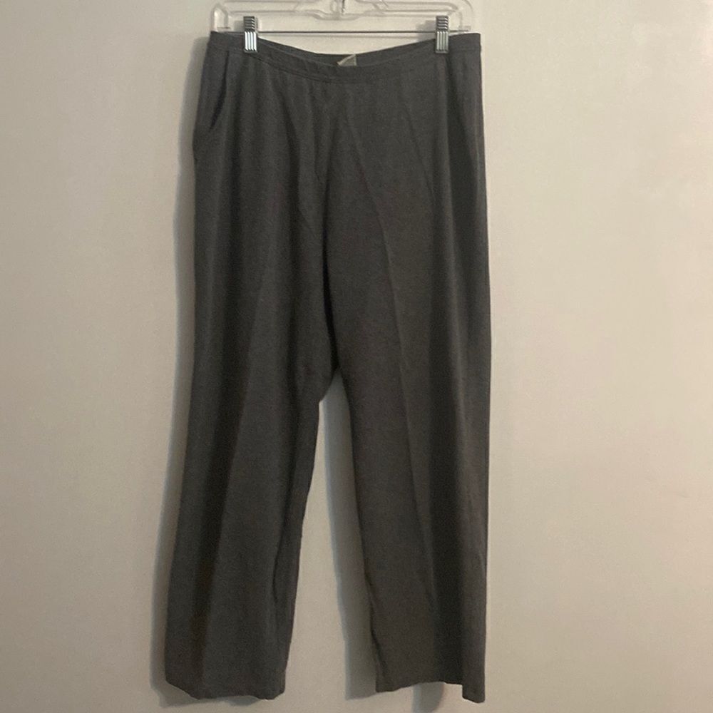 LL Bean Gray pants with front side pockets, size large petite